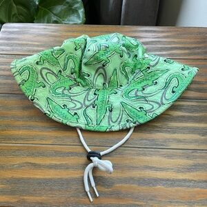 Sunbusters alligator bucket sun hat with drawstring- sz L